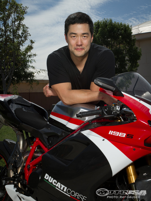 Foto do carro de Tim Kang Ducati motorcycle