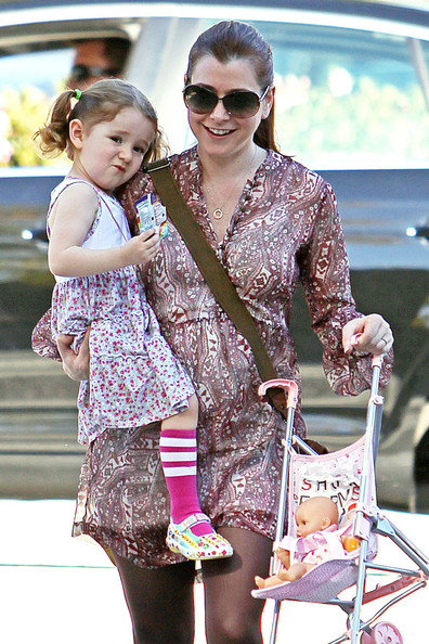 Foto di Alyson Hannigan  & il suo  Satyana Marie Denisof