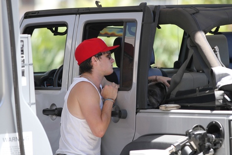 Foto do carro de Josh Hutcherson Jeep CJ-7