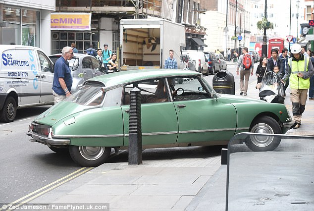 Photo of Rosamund Pike  - car
