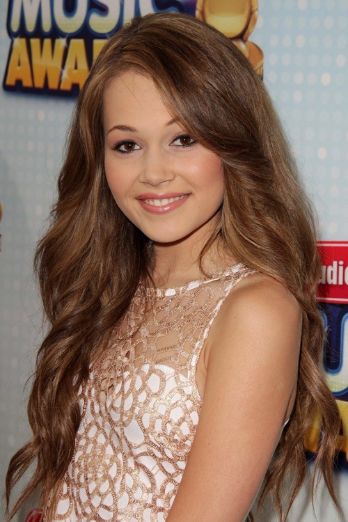 Kelli Berglund 2024 Hellbraun Haar & klassisch Haarstil.
