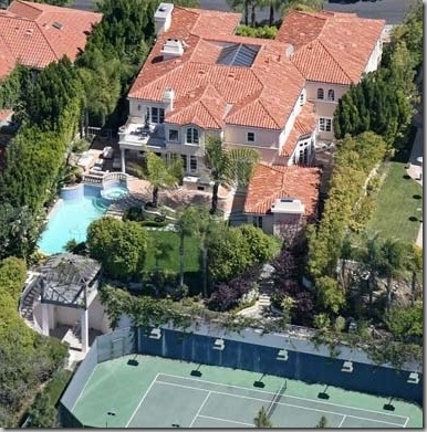 Avril Lavigne house in Los Angeles, California