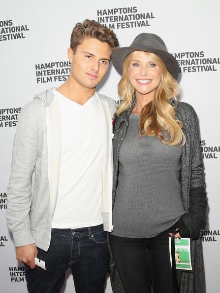 Foto van Christie Brinkley  & haar Zoon  Jack Paris Brinkley Cook