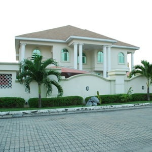 Photo: la maison de Peter Odemwingie en Stoke-on-Trent, UK.
