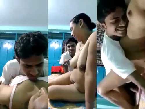 xxsanilon Telugu Bhabhi ne apne devar ko pehali bar pelne diya hot video