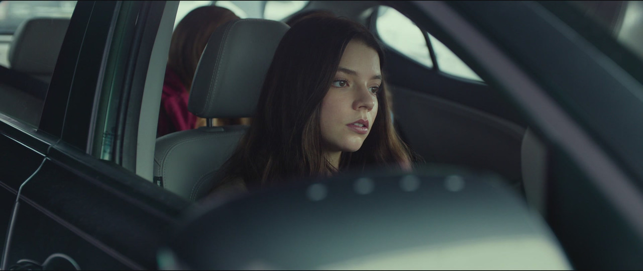 Photo of Anya Taylor-Joy  - car
