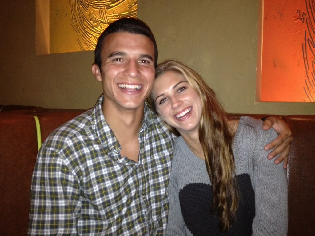    Alex Morgan con interesante, amigable, divertida, Marido Servando Carrasco  