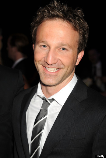 Breckin Meyer 2024 Mittelbraun Haar & Alternative Haarstil.
