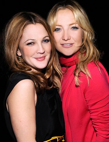 Photo of Kate Hudson  & her friend Drew Barrymore