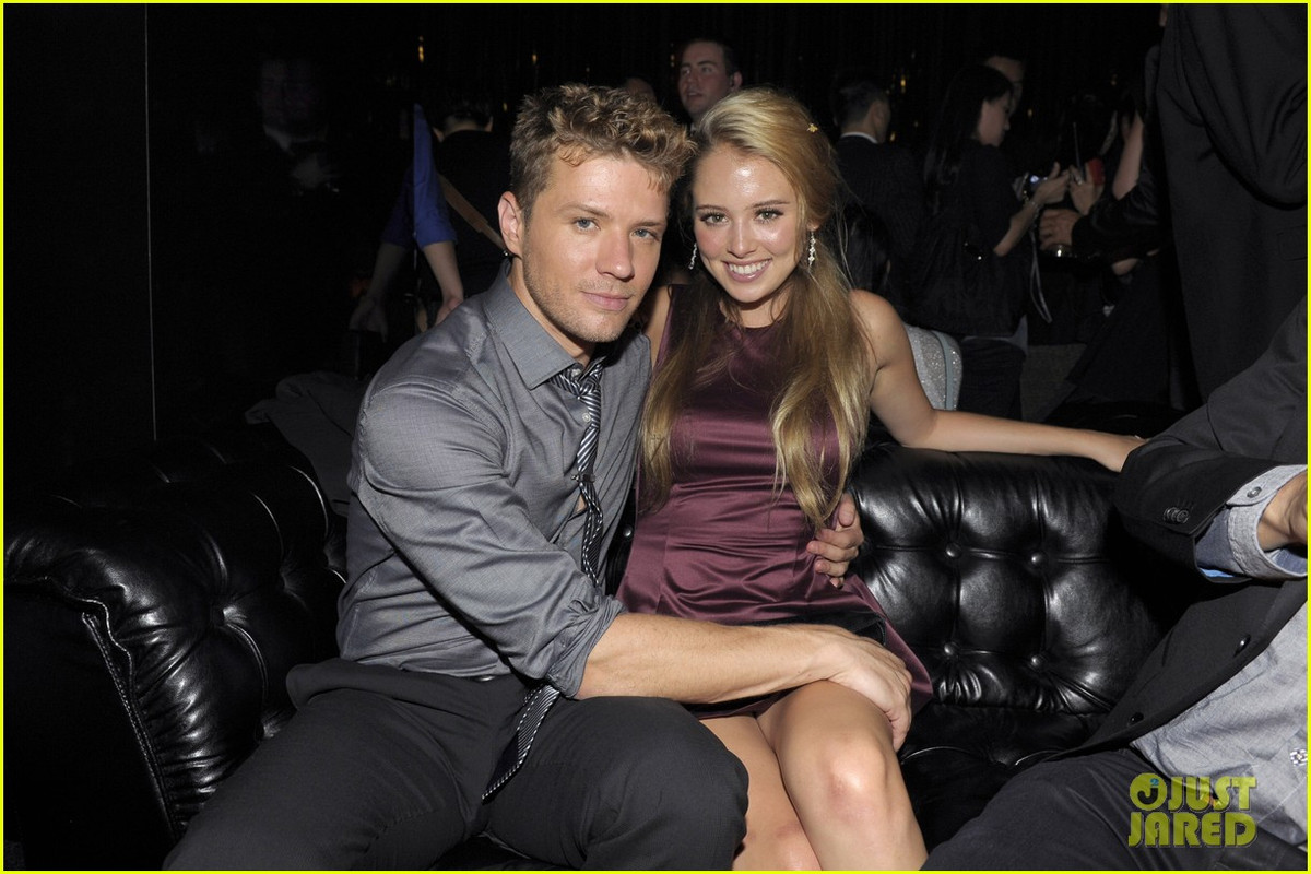    Ryan Phillippe con bello, Ragazza Paulina Slagter 