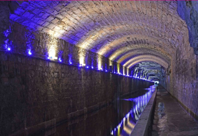 Picture of the Falkirk Tunnel on the Union Canal