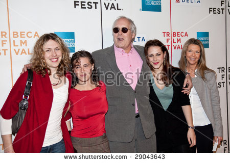 Familiefoto van de cabaretier, getrouwd met Jayni Luke, die beroemd is vanwege Saturday Night Live, `Vacation` franchise  