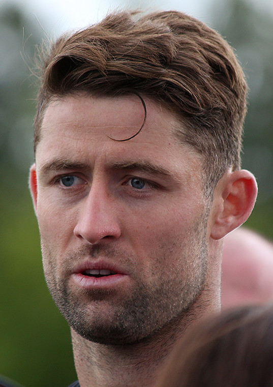 Den 38-år gammal 191 cm lång Gary Cahill i 2024