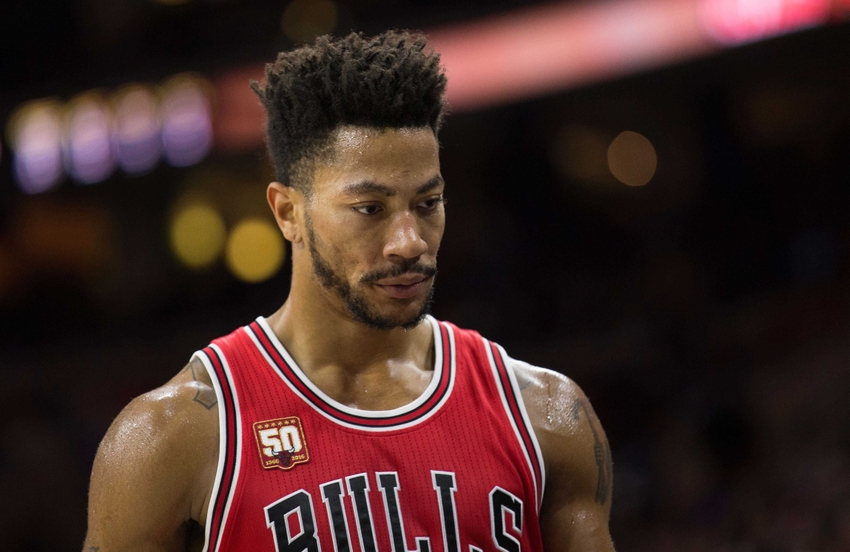 Cabello Negro y peinado alternativo de Derrick Rose  en 2024