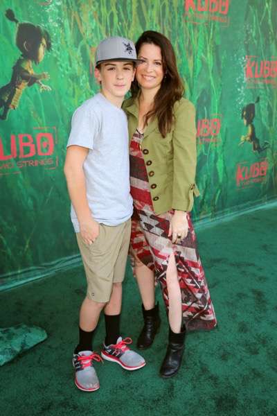 Foto van Holly Marie Combs  & haar Zoon  Finley Arthur Donoho