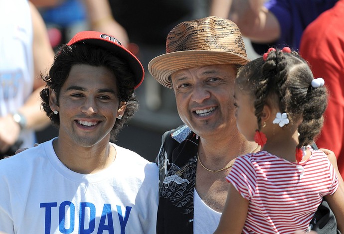 Foto von Paul Rodriguez Jr.  & sein  Tochter  Heaven Rodriguez