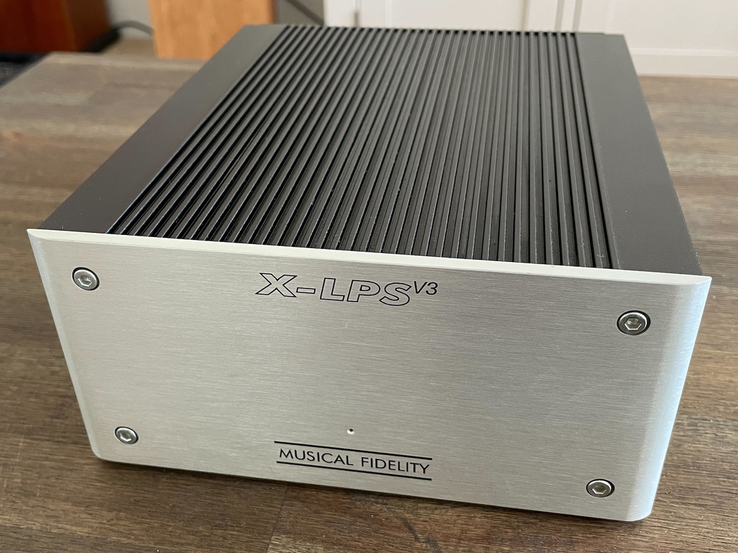 FS: Musical Fidelity X-LPS V3 MM/MC Phono Stage