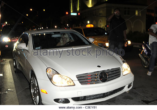 Photo of Brooke Hogan Mercedes - car

