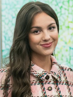 Olivia-Rodrigo-at-Vice-President-s-West-Wing-office-2