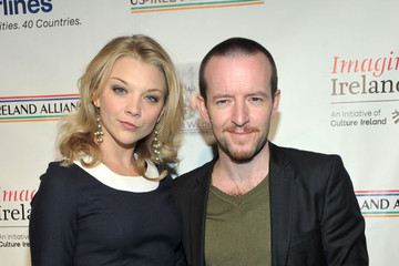 Natalie Dormer with relaxed, Boyfriend Anthony Byrne 