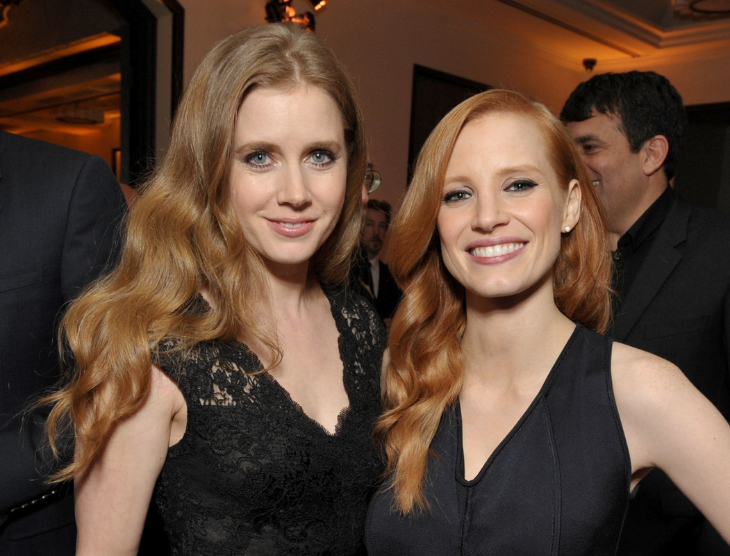 Photo of Jessica Chastain  & her friend Amy Adams