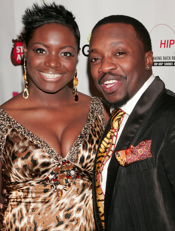 Anthony Hamilton met schattige, vrouw  Tarsha McMillan 