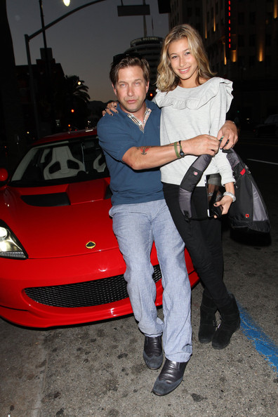 Photo of Stephen Baldwin  - car
