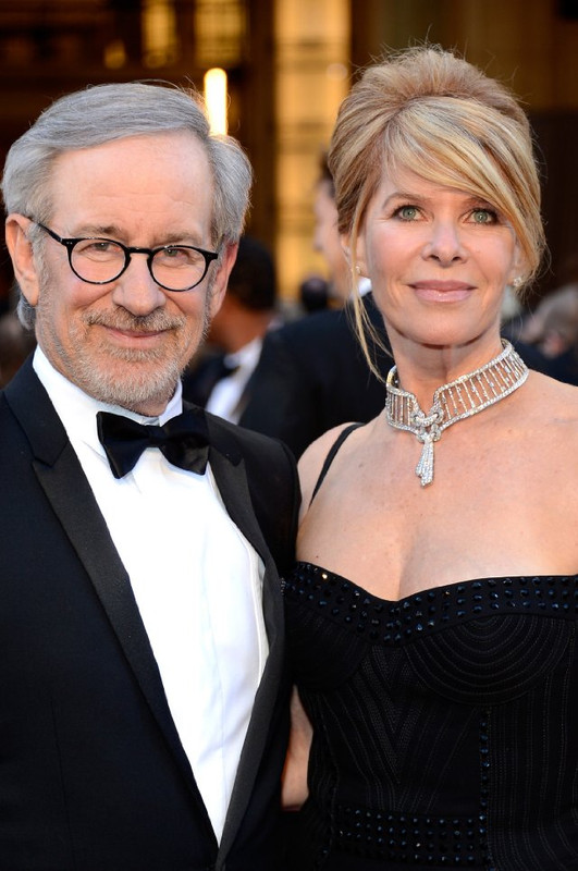 Kate Capshaw mit freundlicher, gemütlicher, Ehemann  