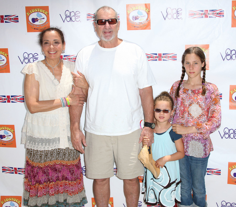 Photo de Ed O’Neill  & son  fille  Claire O