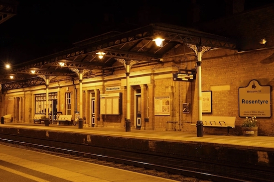 Rosentyre station at night