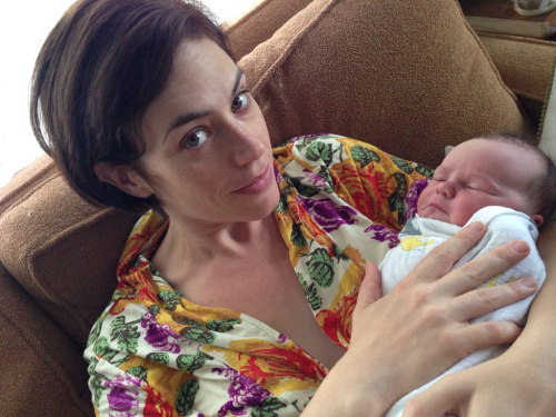 Foto de Maggie Siff  & su Hija  Lucy Ratliff