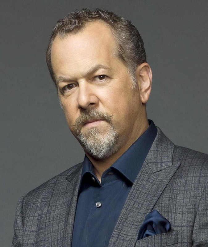 Photo de David Costabile avec un hauteur de 178 cm et à l’age de 57 en 2024