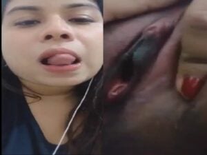 xxxvidioe Horny babe black pussy exposing video call sex chat