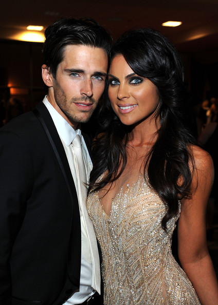    Brandon Beemer con figo, amichevole, Single  