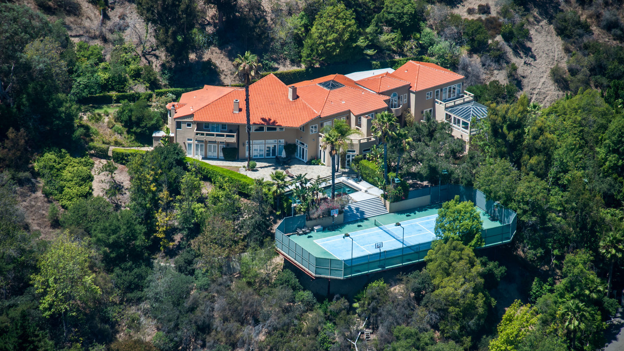 Oscar de la Hoya house in Los Angeles