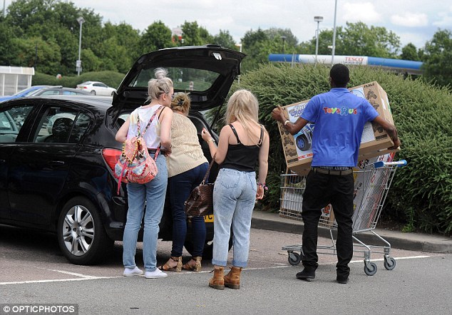 Photo of Perrie Edwards  - car
