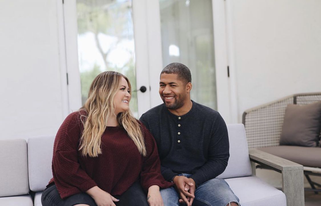 Anna Todd with Husband  