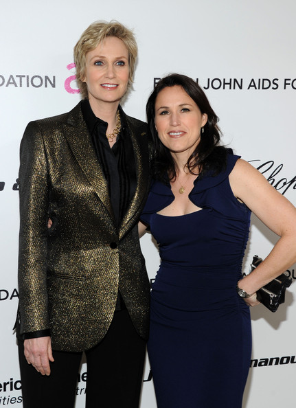 Jane Lynch mit niedlicher, Junggeselle  