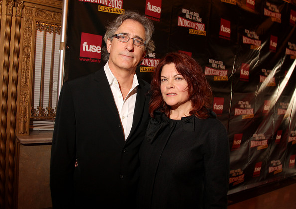 Rosanne Cash mit cooler, Ehemann John Leventhal 