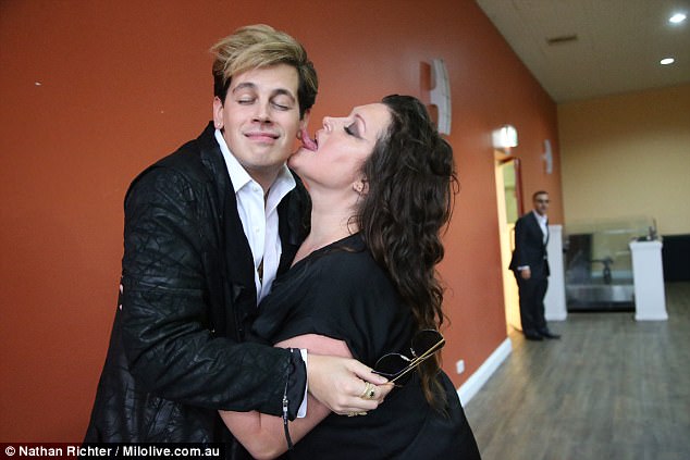    Milo Yiannopoulos con Novio  