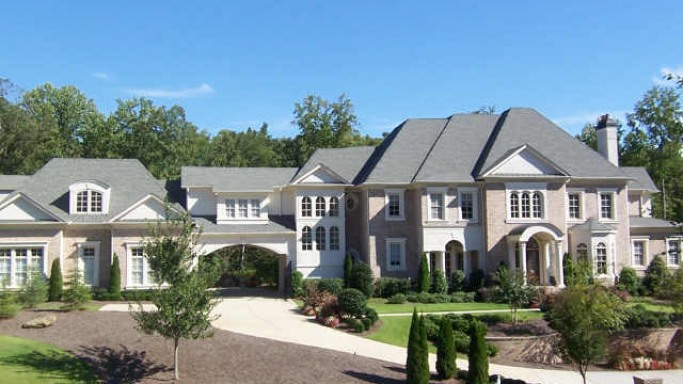 Photo: house/residence of the cool 140 million earning Roswell, Georgia, USA-resident
