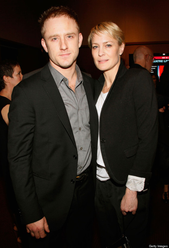    Robin Wright con Novio Ben Foster 