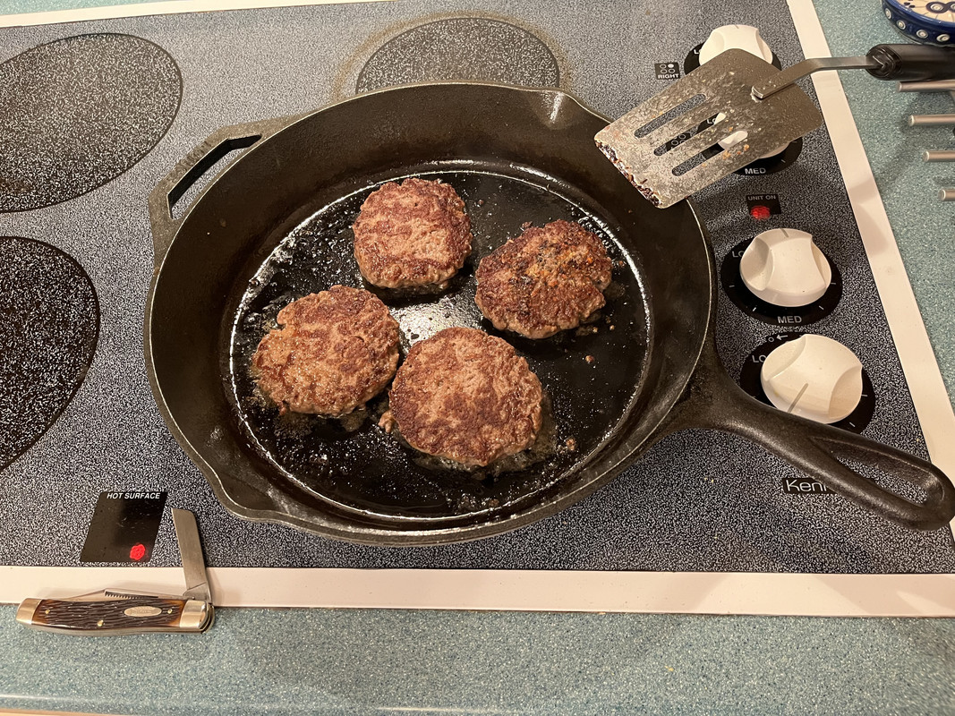 Skillet-burgers-8-9-24-2.jpg