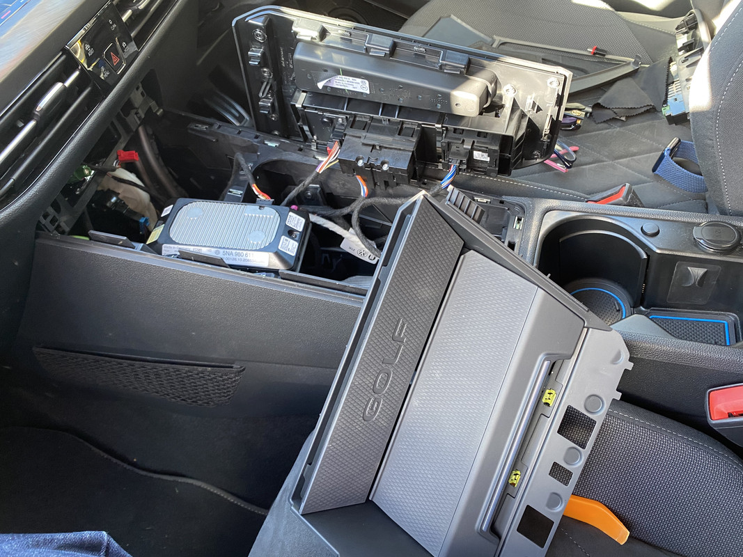 F016EBBD-B1D6-4A46-B234-814FB37776C0