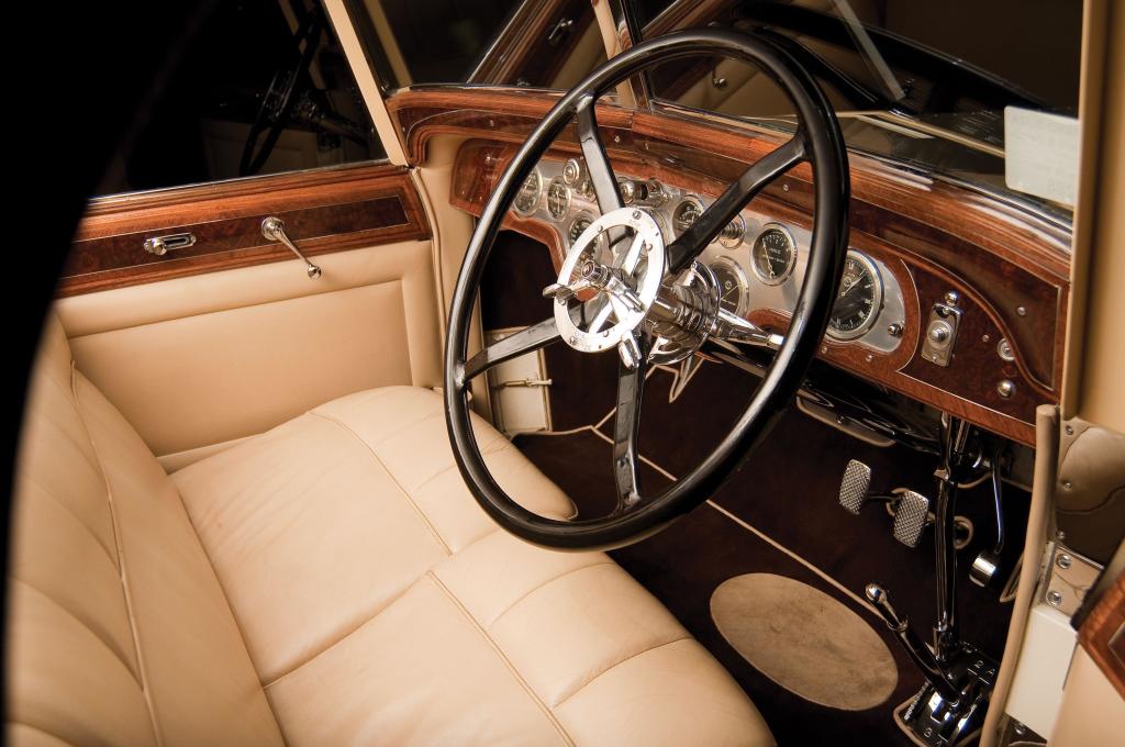 hispano-suiza_h6c_convertible_sedan_by_hibbard_darrin_4