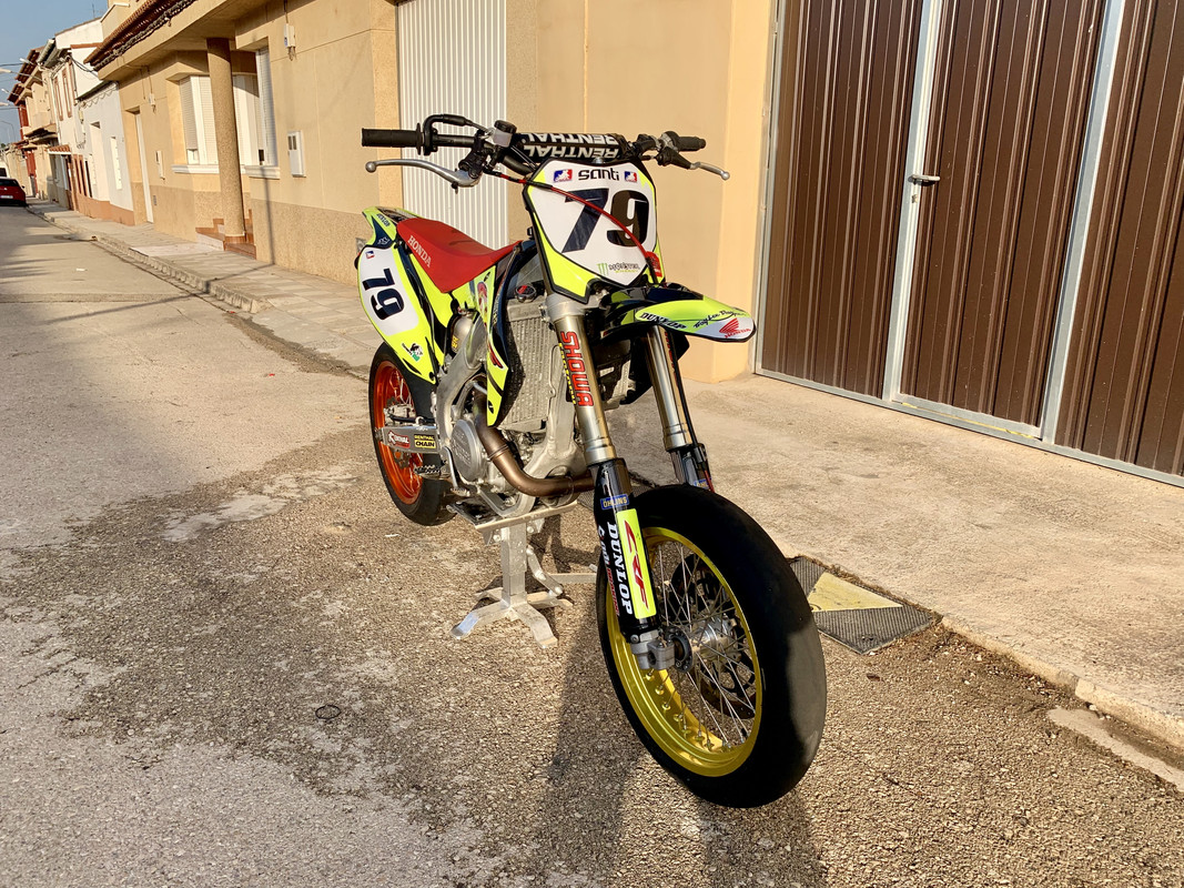 7FACB9E3-5A26-4419-91CF-B6C0635FBCC9