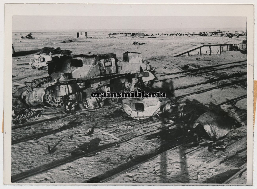 Foto zerstörte englische US USA Panzer M3 Lee Gr