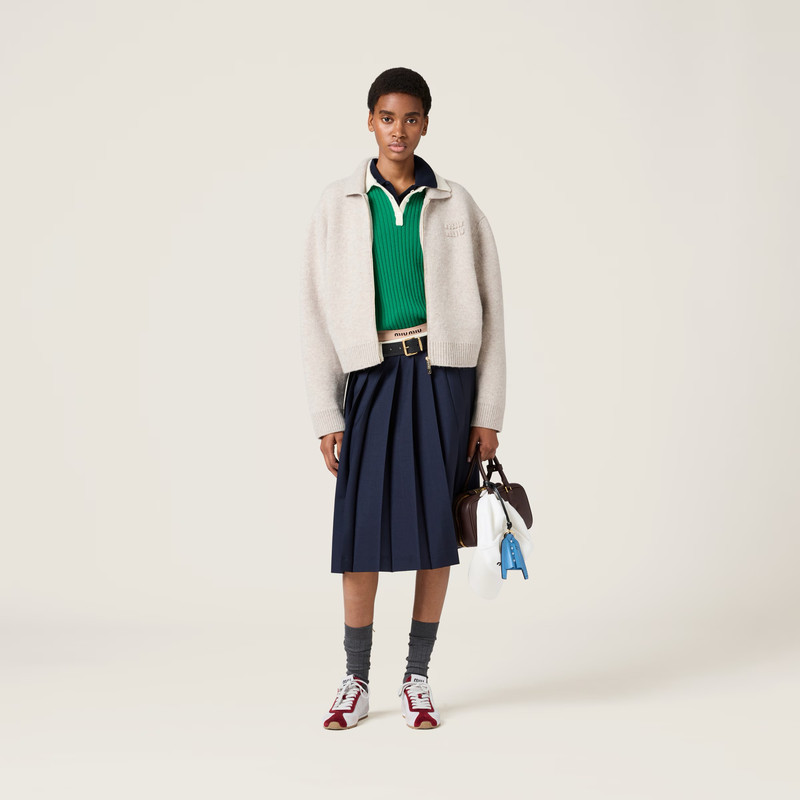 2025-10-18-23-38-IMG-8659