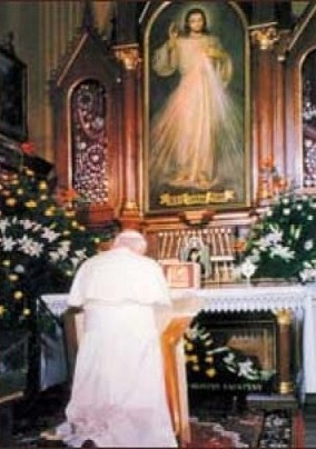 Il mistero pasquale conferma che il bene è vittorioso dans Citazioni, frasi e pensieri Giovanni-Paolo-II-e-la-Divina-Misericordia