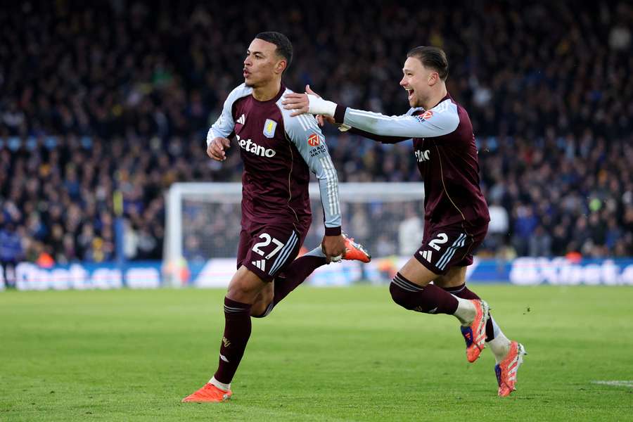 Aston Villa vs Leeds, 22h00 ngày 21/02